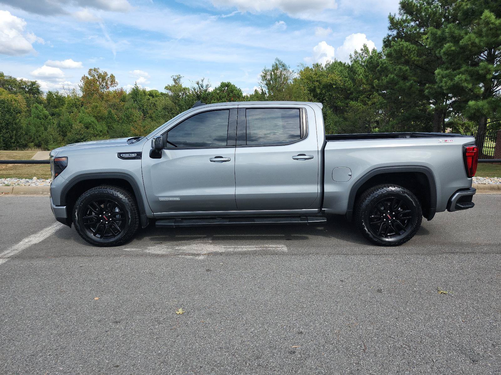 Certified 2024 GMC Sierra 1500 Elevation w/ Preferred Package AWD/4WD image 2