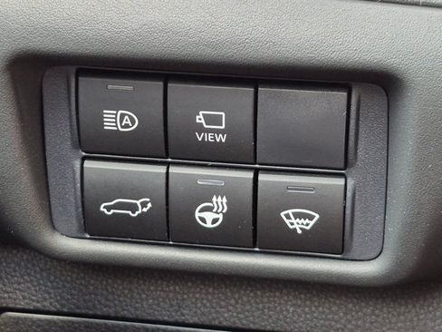 Used 2021 Toyota Highlander Limited AWD/4WD image 13