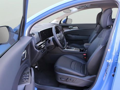 New 2026 Kia Sportage SX image 13