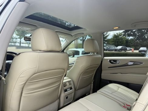 Used 2017 INFINITI QX60 Luxe w/ Premium Plus Package AWD/4WD image 20