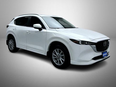 Used 2024 MAZDA CX-5 AWD 2.5 S w/ Preferred Package image 3