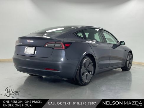 Used 2023 Tesla Model 3 Standard Range image 6