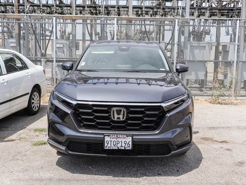 Used 2025 Honda CR-V LX image 4