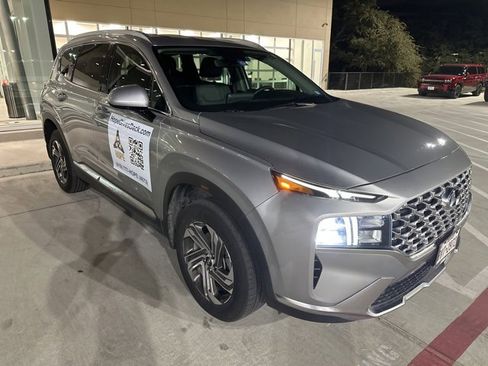 Used 2022 Hyundai Santa Fe SEL image 3