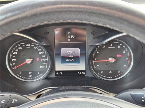 Used 2019 Mercedes-Benz GLC 300 image 10