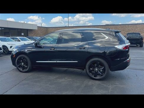 Certified 2024 Buick Enclave Essence w/ Experience Buick Package AWD/4WD image 6