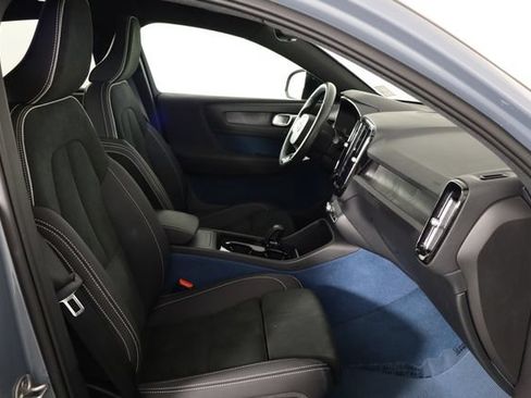 Used 2023 Volvo C40 P8 Recharge Plus AWD/4WD image 17