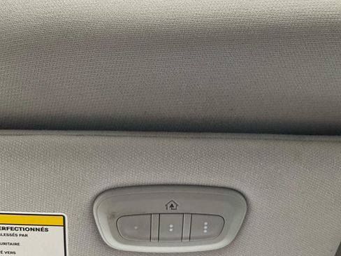 Used 2021 Jeep Cherokee Limited image 42