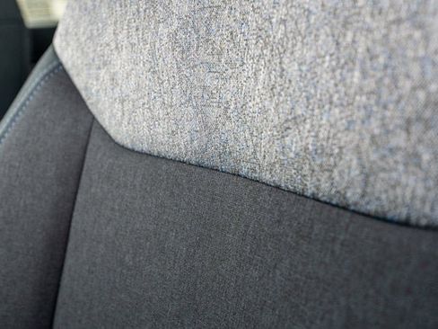 New 2025 Ford Maverick XLT image 38