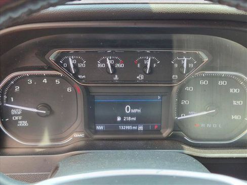Used 2020 GMC Sierra 1500 Elevation w/ Elevation Value Package AWD/4WD image 10