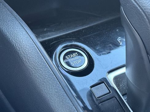 Certified 2025 Nissan Versa SV FWD image 21