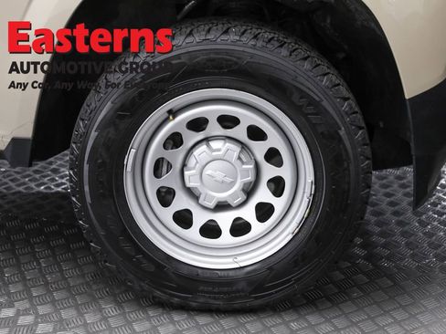 Used 2023 Chevrolet Colorado W/T image 29