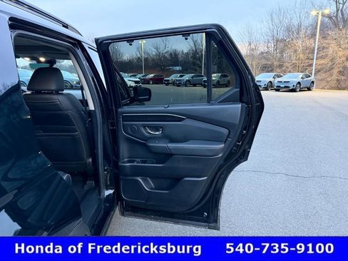 Certified 2025 Honda Pilot Elite image 20