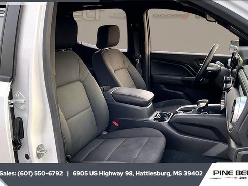 Used 2024 Chevrolet Colorado LT image 6