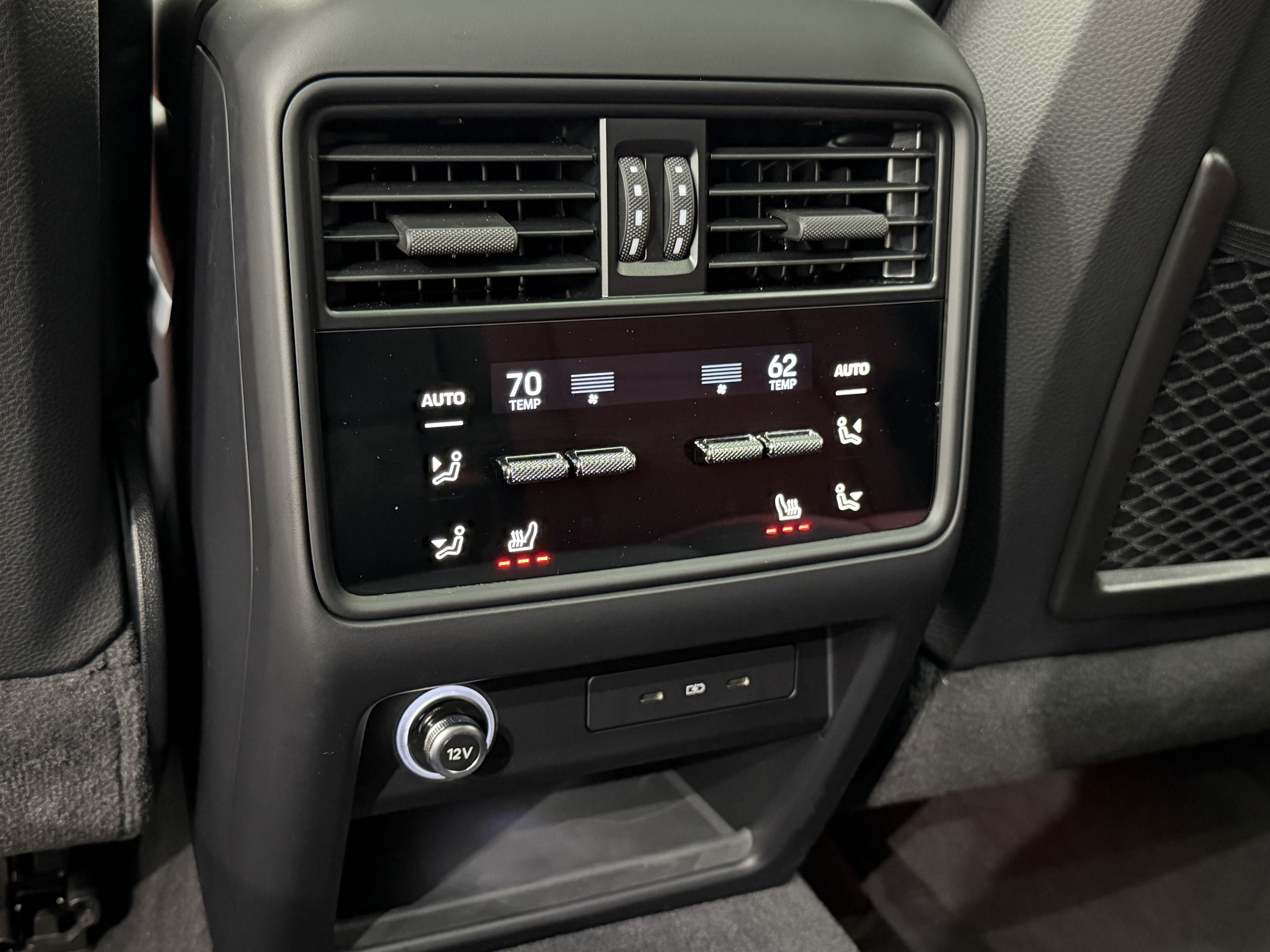 Used 2025 Porsche Cayenne S AWD/4WD image 21