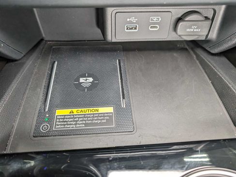 Used 2024 Honda Passport Black Edition image 32