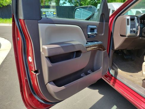 Used 2014 Chevrolet Silverado 1500 LT w/ LT Convenience Package RWD image 7
