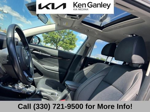 Certified 2024 Kia Seltos EX AWD/4WD image 12