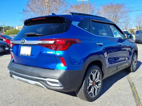 Used 2021 Kia Seltos SX w/ SX Sunroof Package image 6