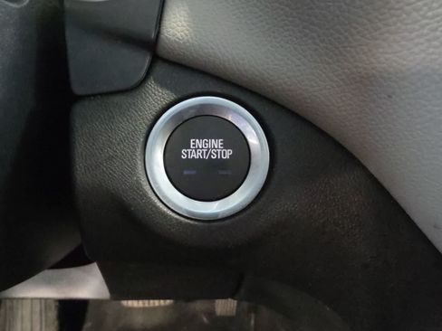 Used 2024 Chevrolet Equinox LS FWD image 21