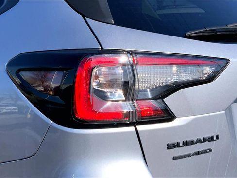 Used 2025 Subaru Outback Onyx Edition XT w/ Popular Package #2 image 26