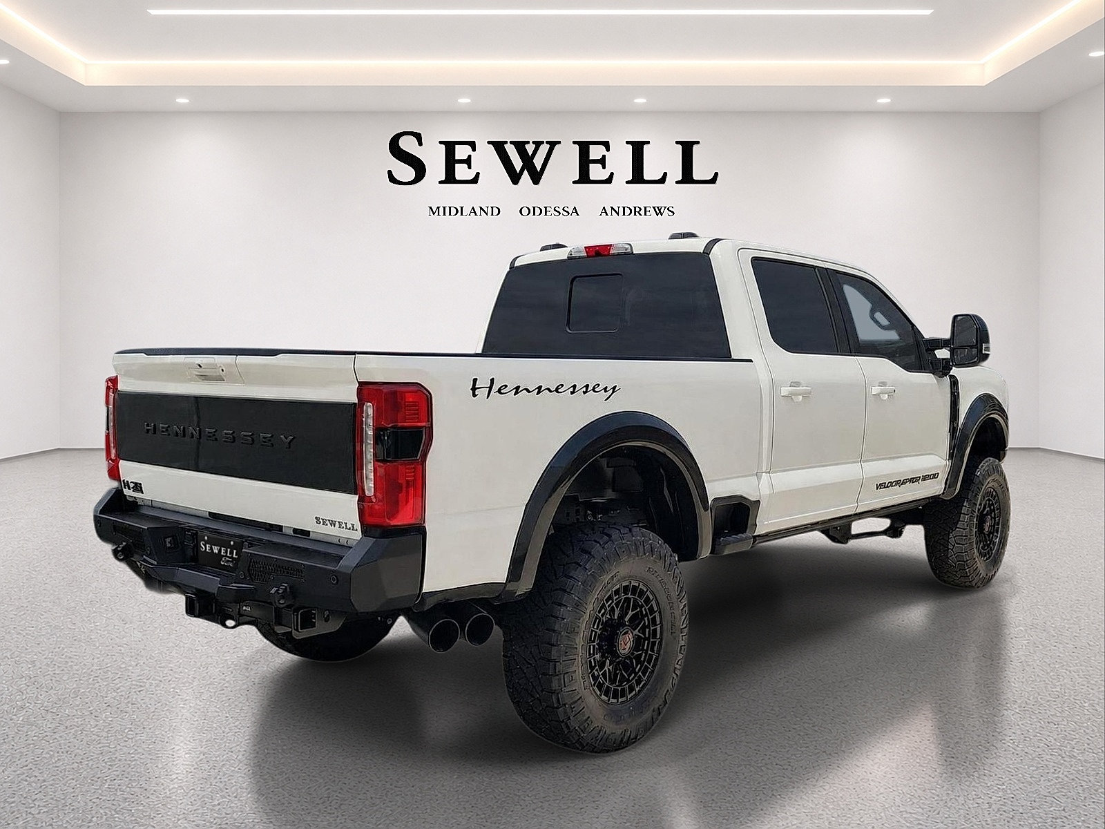 New 2026 Ford F250 Lariat w/ Black Appearance Package AWD/4WD image 4