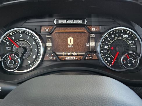 Used 2022 RAM 1500 Big Horn AWD/4WD image 27