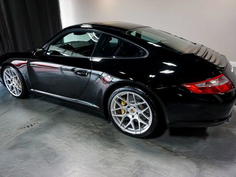 Used 2005 Porsche 911 Carrera S RWD image 6