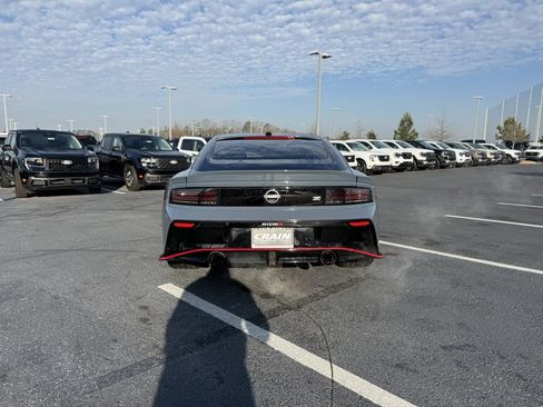 Used 2024 Nissan Z NISMO w/ Floor Mat Package image 6