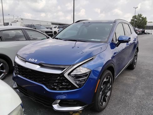 Used 2023 Kia Sportage SX AWD/4WD image 2