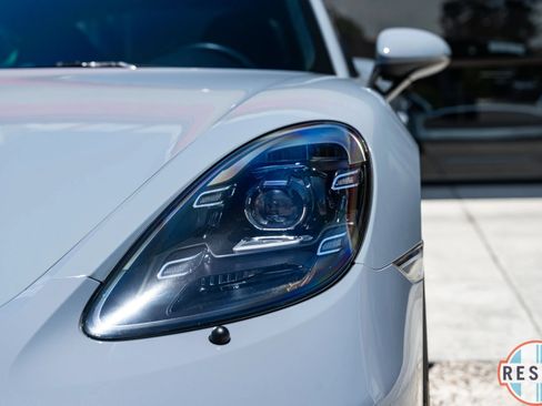 Used 2024 Porsche 718 Cayman GTS RWD image 19