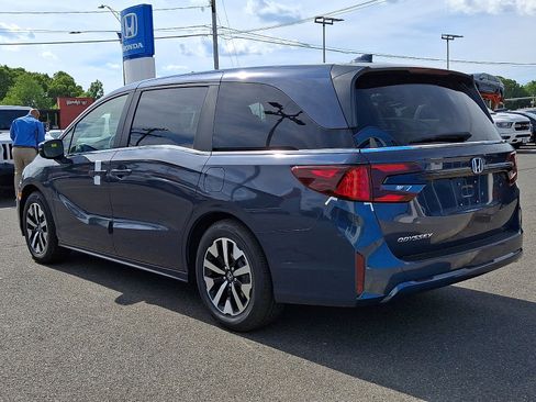 New 2026 Honda Odyssey EX-L image 4