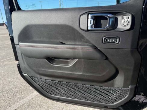 New 2026 Jeep Wrangler Unlimited Rubicon image 21