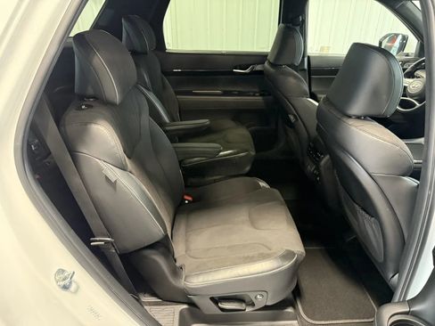 Used 2024 Hyundai Palisade Calligraphy image 23
