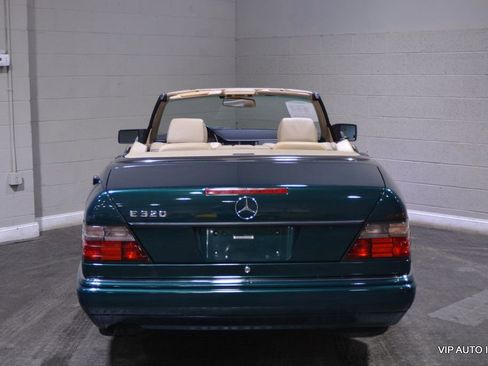 Used 1995 Mercedes-Benz E 320 Convertible image 20
