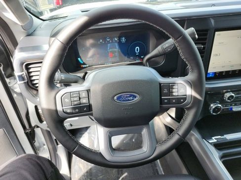 New 2025 Ford F350 Lariat w/ Lariat Ultimate Package image 19