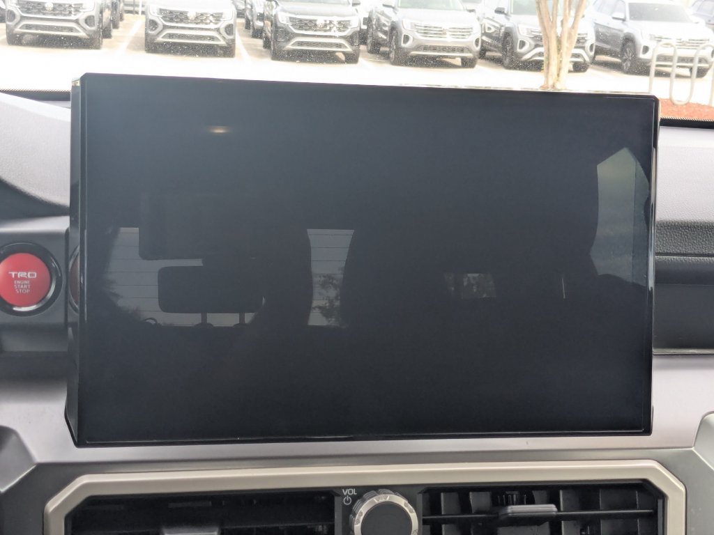 Used 2025 Toyota Tacoma TRD Off-Road AWD/4WD image 23