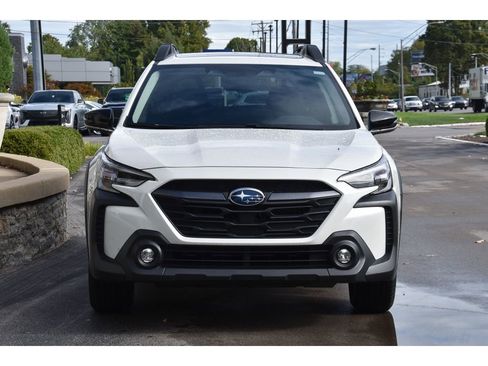 Certified 2025 Subaru Outback Premium w/ Popular Package #1A image 9