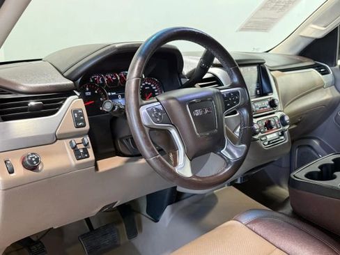 Used 2016 GMC Yukon SLE w/ Convenience Package RWD image 12