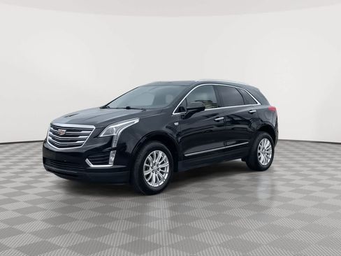 Used 2018 Cadillac XT5 FWD w/ LPO, Wheel Lock Package image 4