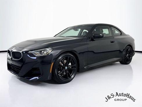 Used 2024 BMW 230i Coupe w/ Premium Package RWD image 3