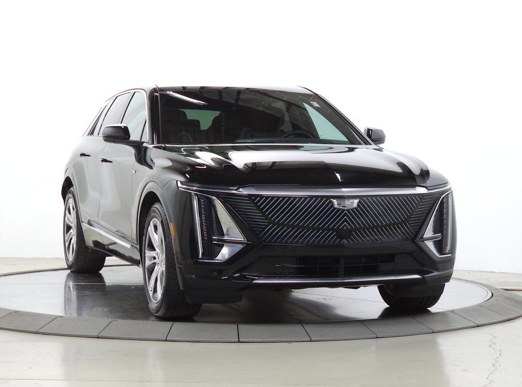 Certified 2024 Cadillac Lyriq Tech AWD/4WD image 12