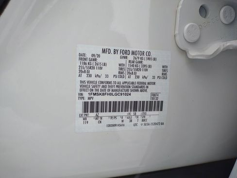 Used 2020 Ford Explorer Limited w/ Class III Trailer Tow Package image 52