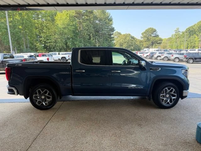 Certified 2024 GMC Sierra 1500 SLT AWD/4WD image 4