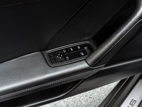 Used 2020 Porsche 911 Carrera RWD image 16