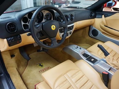 Used 2004 Ferrari 360 Spider RWD image 2