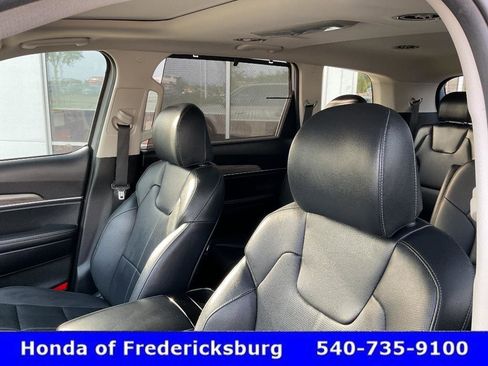 Used 2022 Kia Telluride EX w/ EX Premium Package AWD/4WD image 39