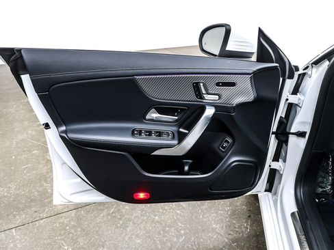 Certified 2025 Mercedes-Benz CLA 250 image 23