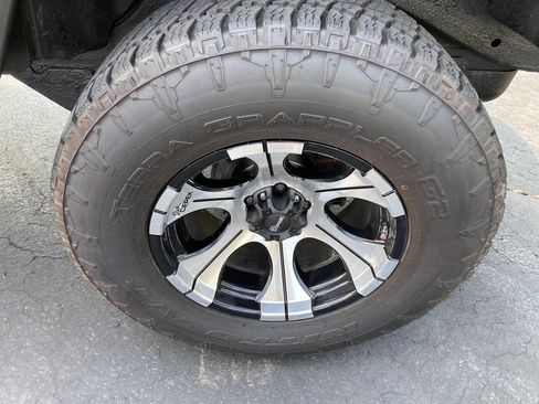 Used 2006 Jeep Wrangler Unlimited image 36