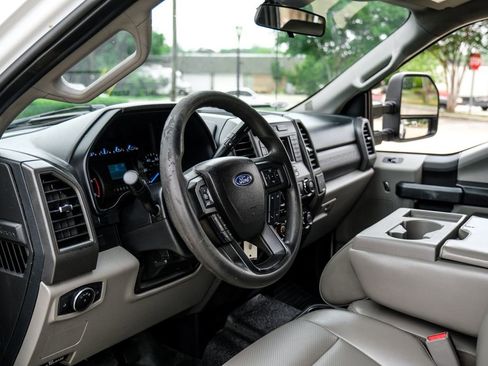 Used 2017 Ford F350 XL w/ Power Equipment Group image 3